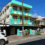 Oyo 92675 Hotel Rosna