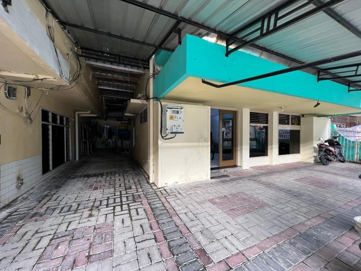 Oyo 92675 Rosna Hotel